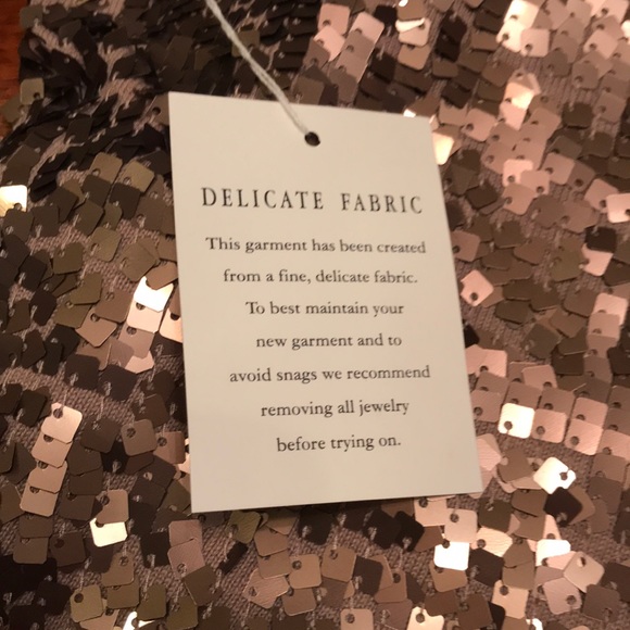 Dress - Picture 5 of 8